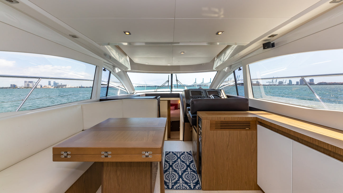 Beneteau 52' Yacht