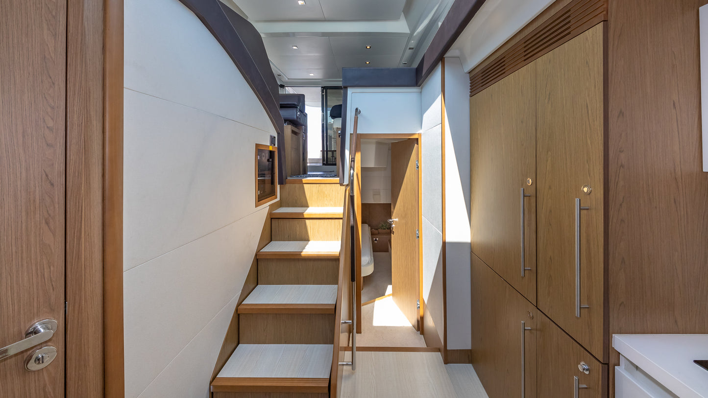 Beneteau 52' Yacht