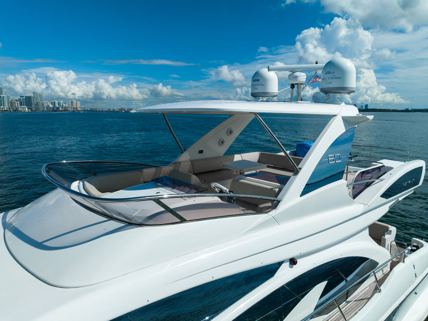 Yate Azimut S 60'