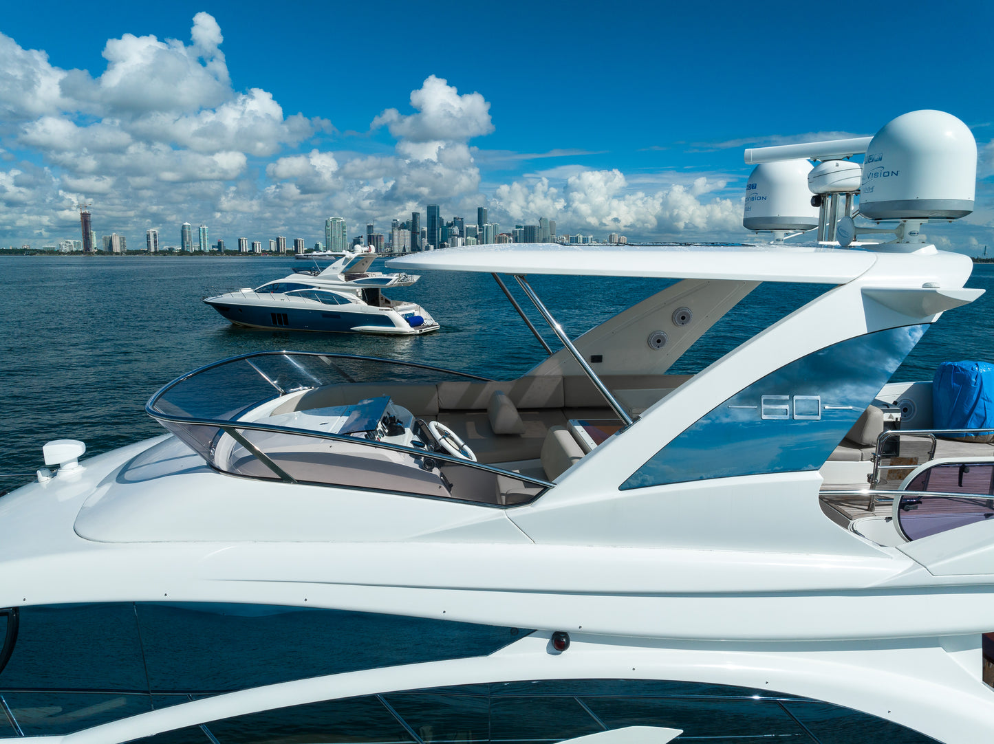 Yate Azimut S 60'