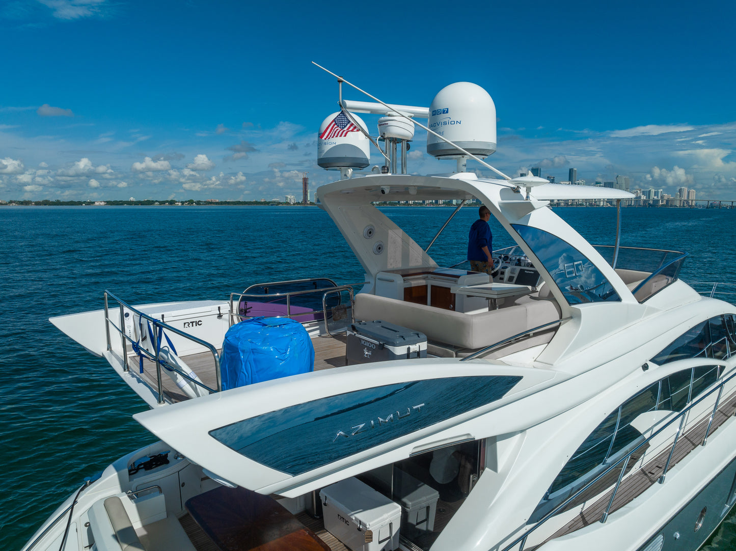 Yate Azimut S 60'