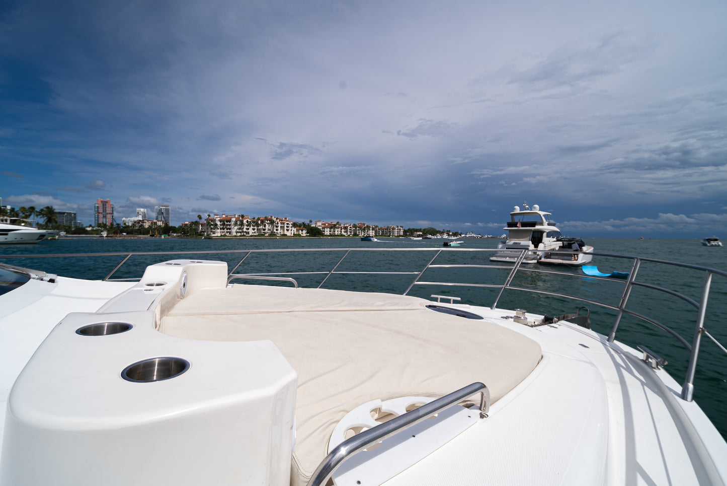 Yate Azimut S 60'