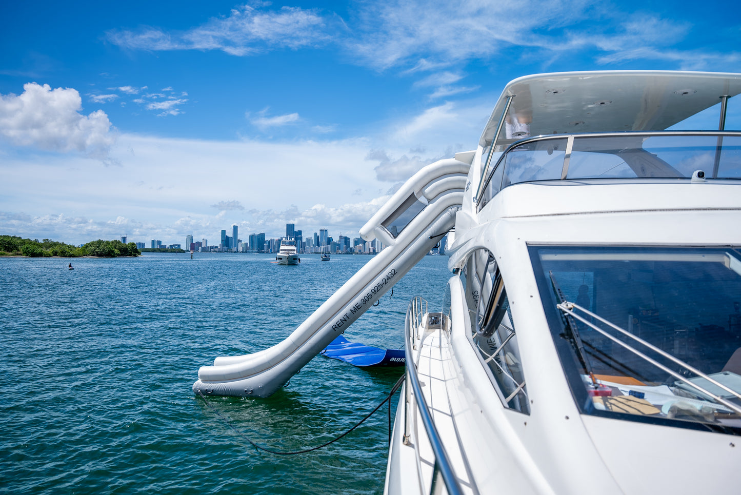 Yate Azimut S 60'