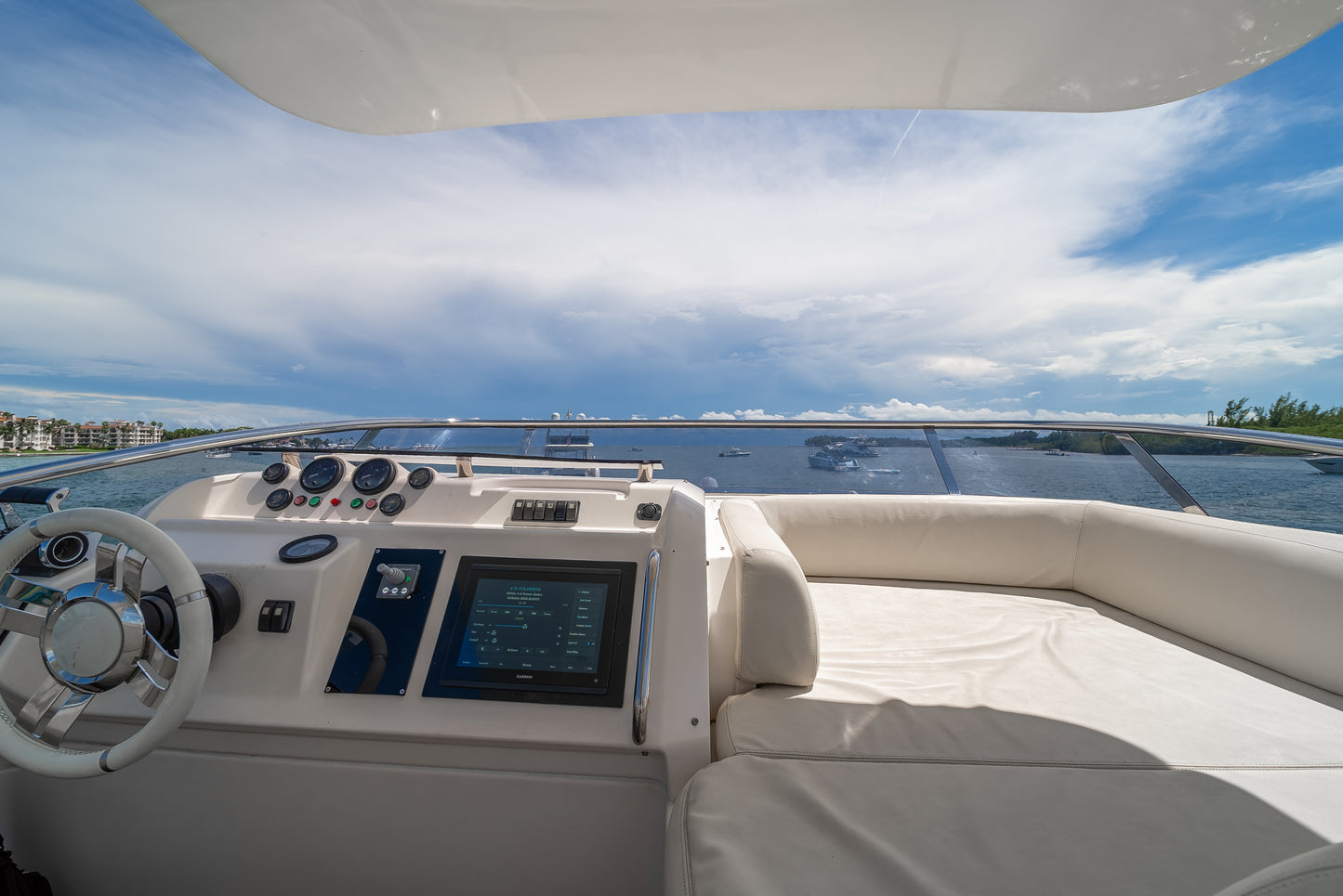 Yate Azimut S 60'