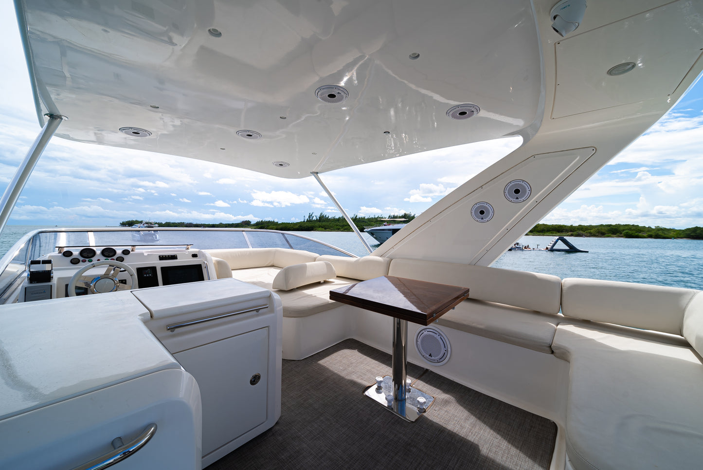 Yate Azimut S 60'