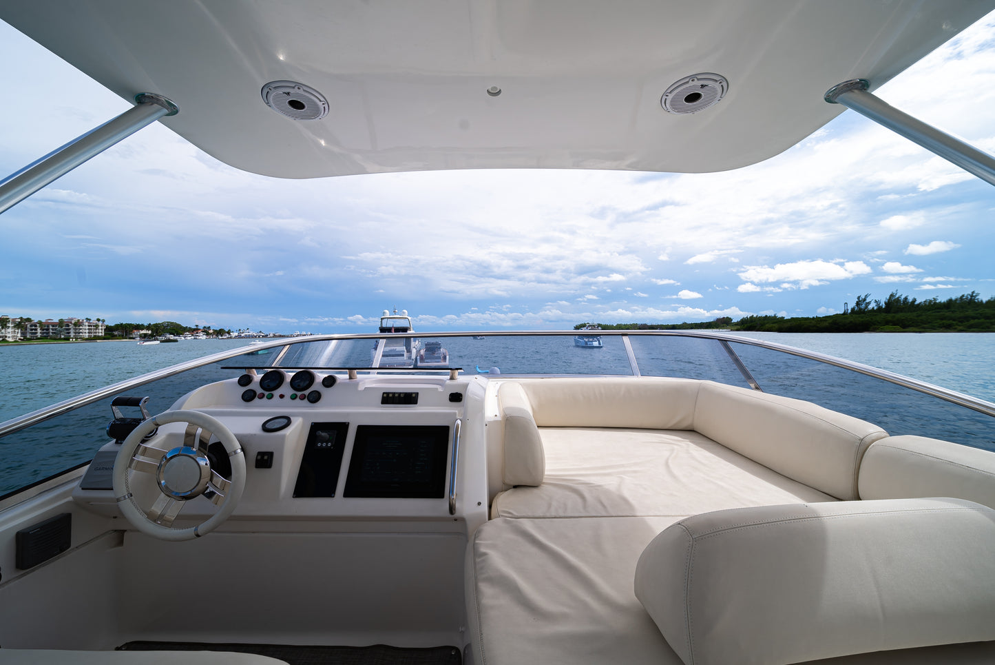 Yate Azimut S 60'