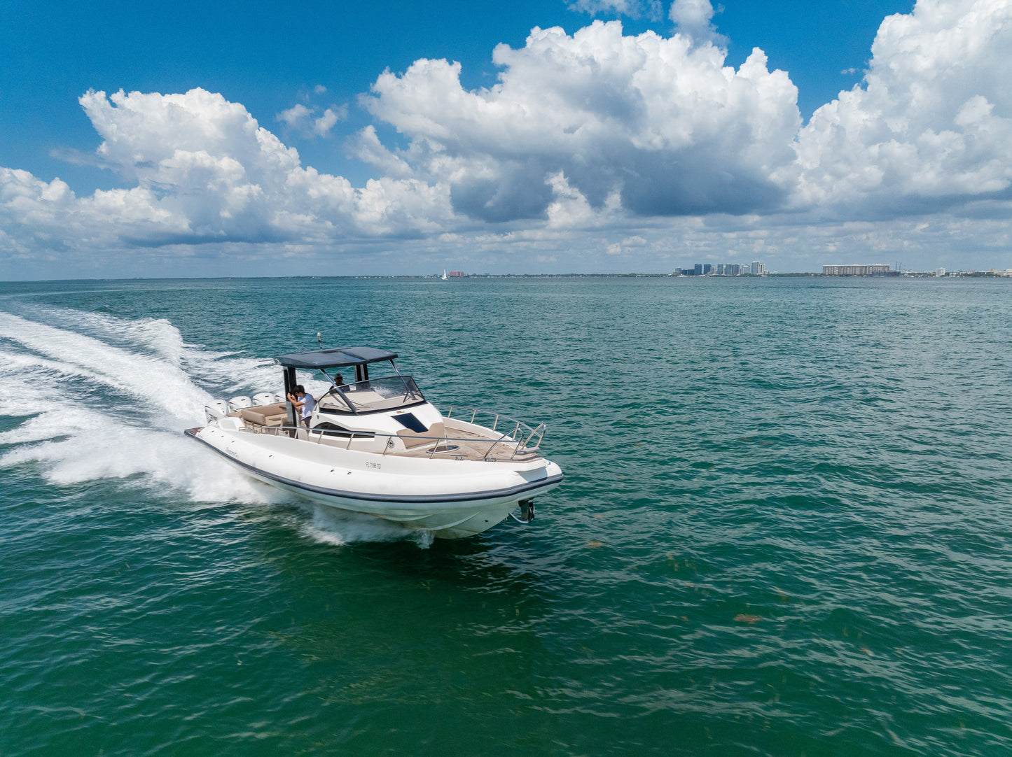 Capelli 51' Yacht