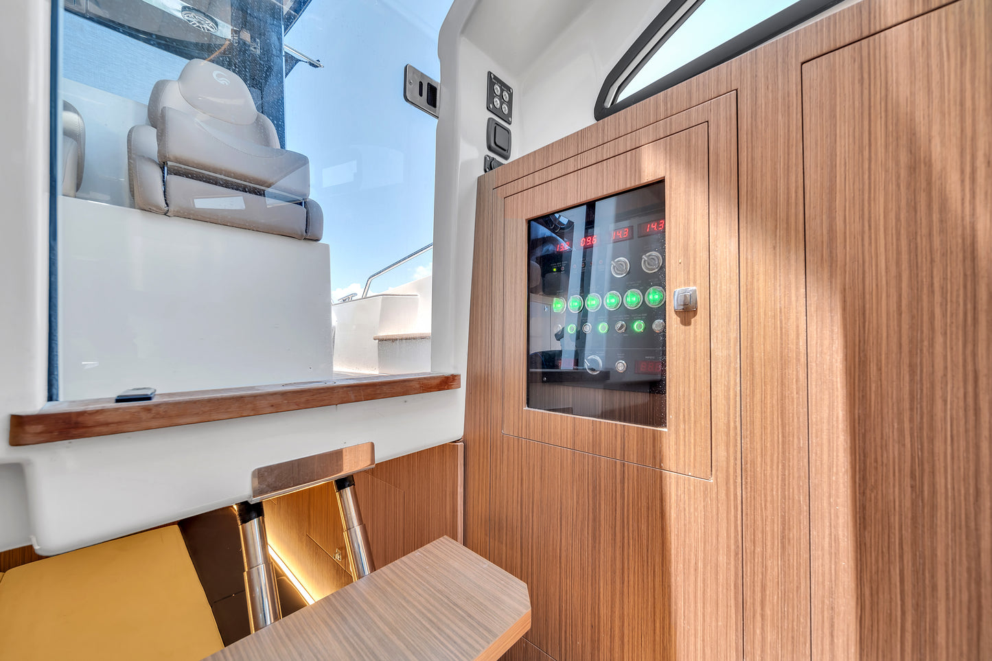 Capelli 51' Yacht