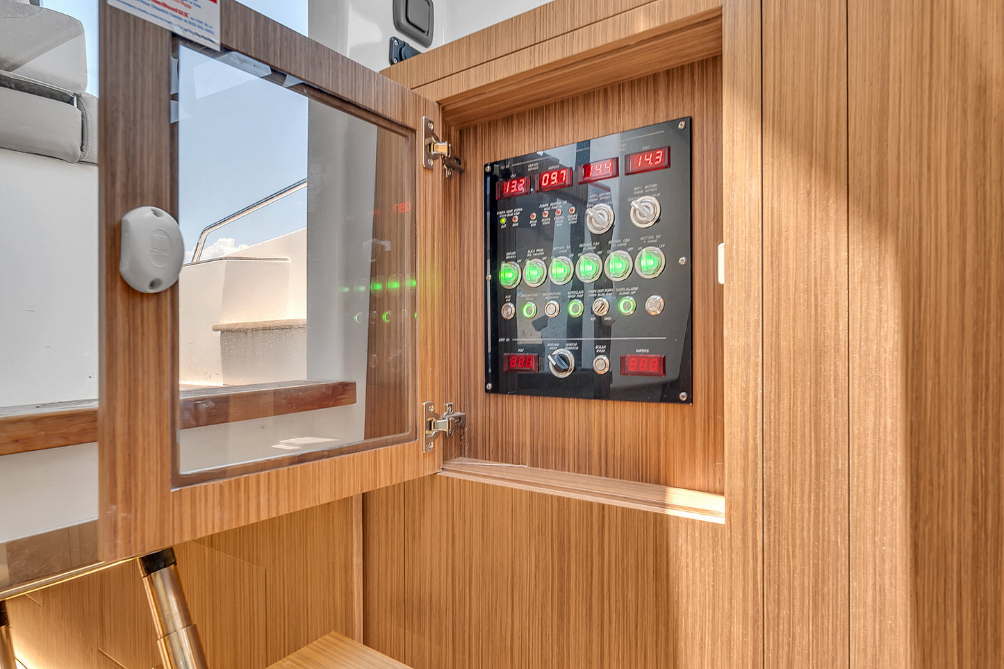 Capelli 51' Yacht