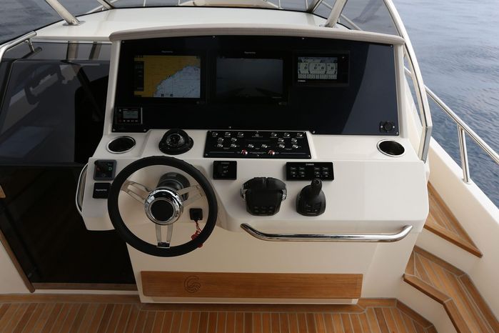 Capelli 51' Yacht