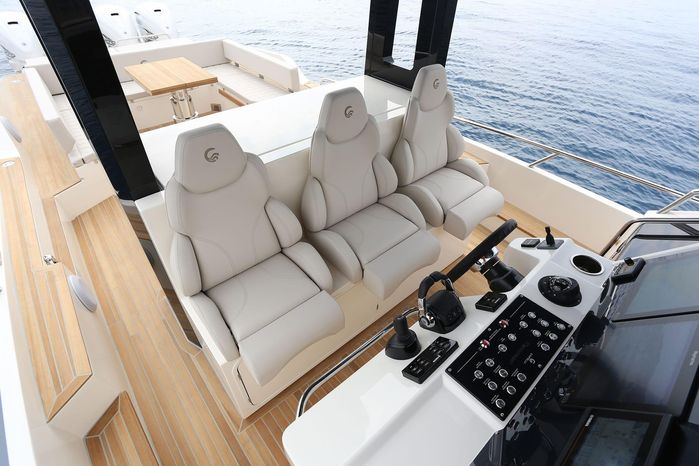 Capelli 51' Yacht
