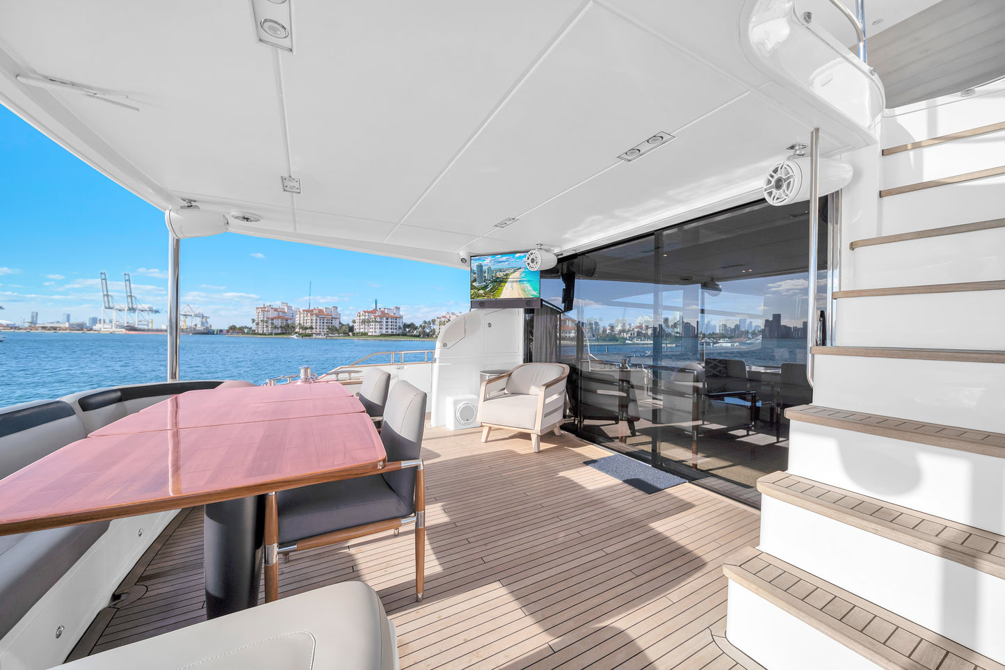 Princess 88' Yacht