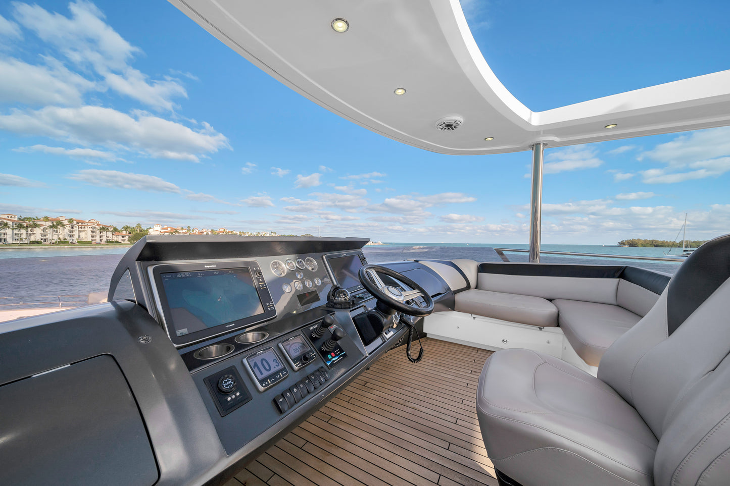 Princess 88' Yacht