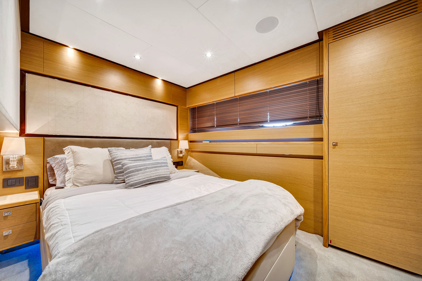 Princess 88' Yacht