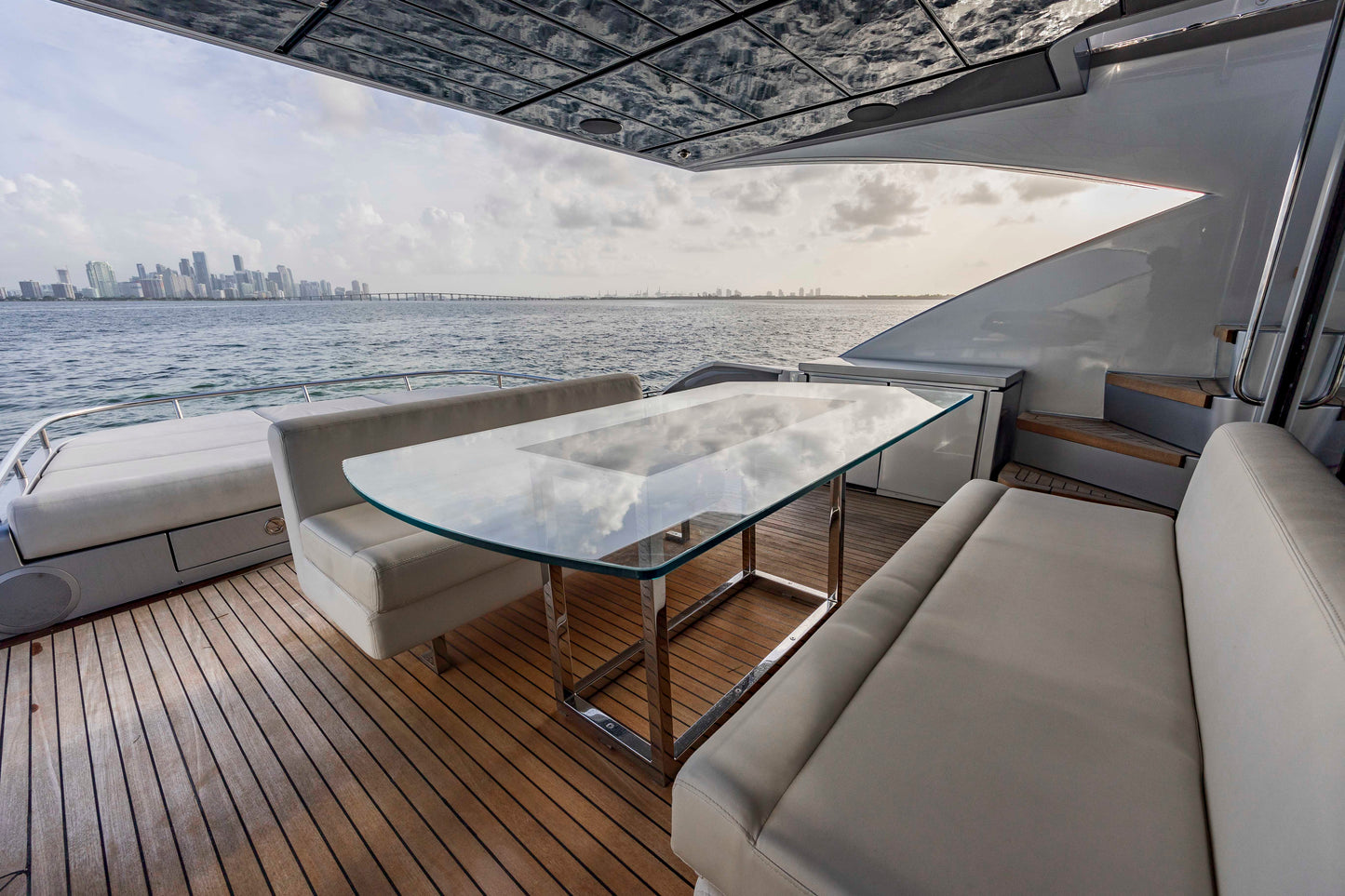 Pershing 92' Yacht