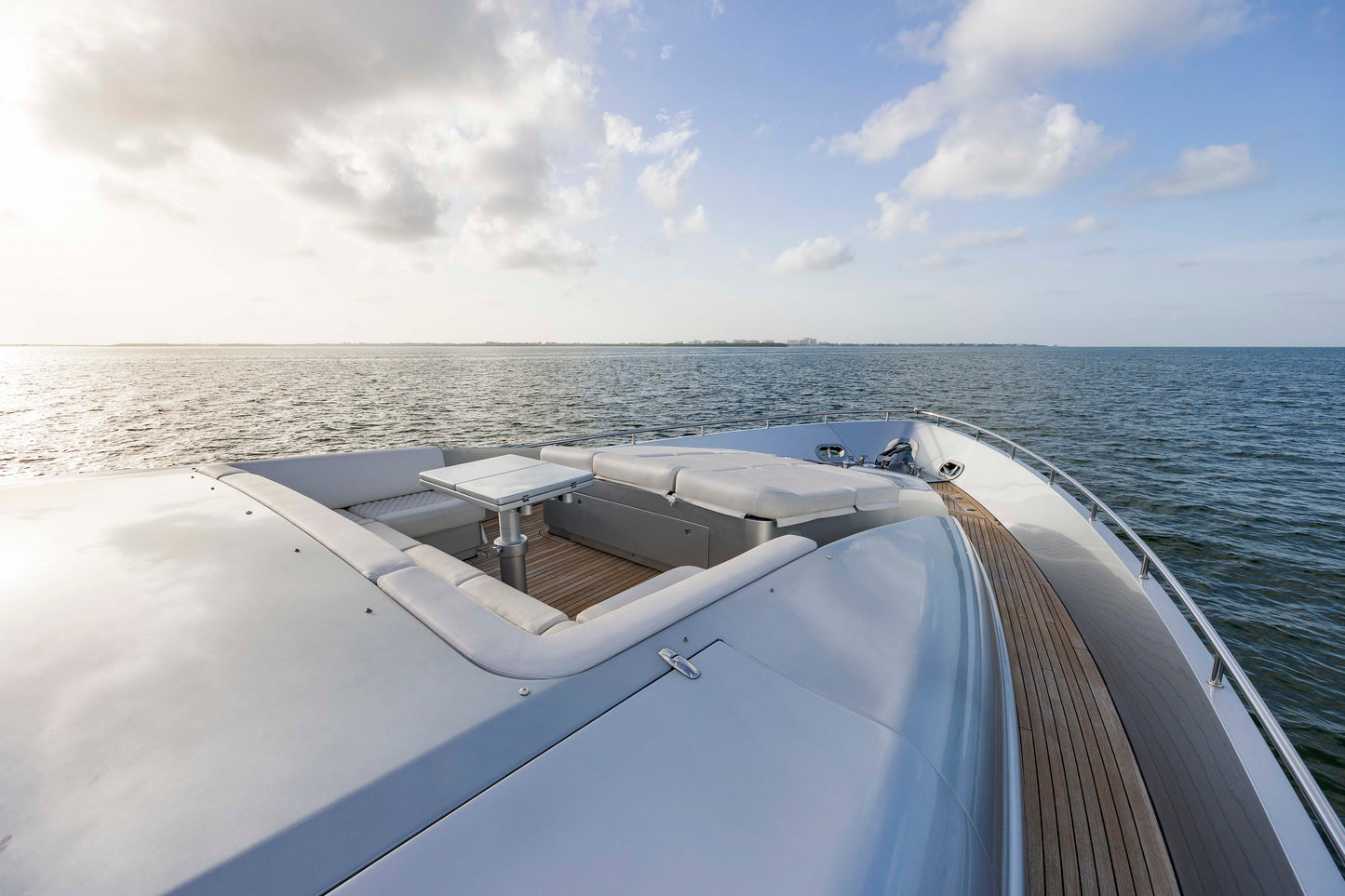 Pershing 92' Yacht
