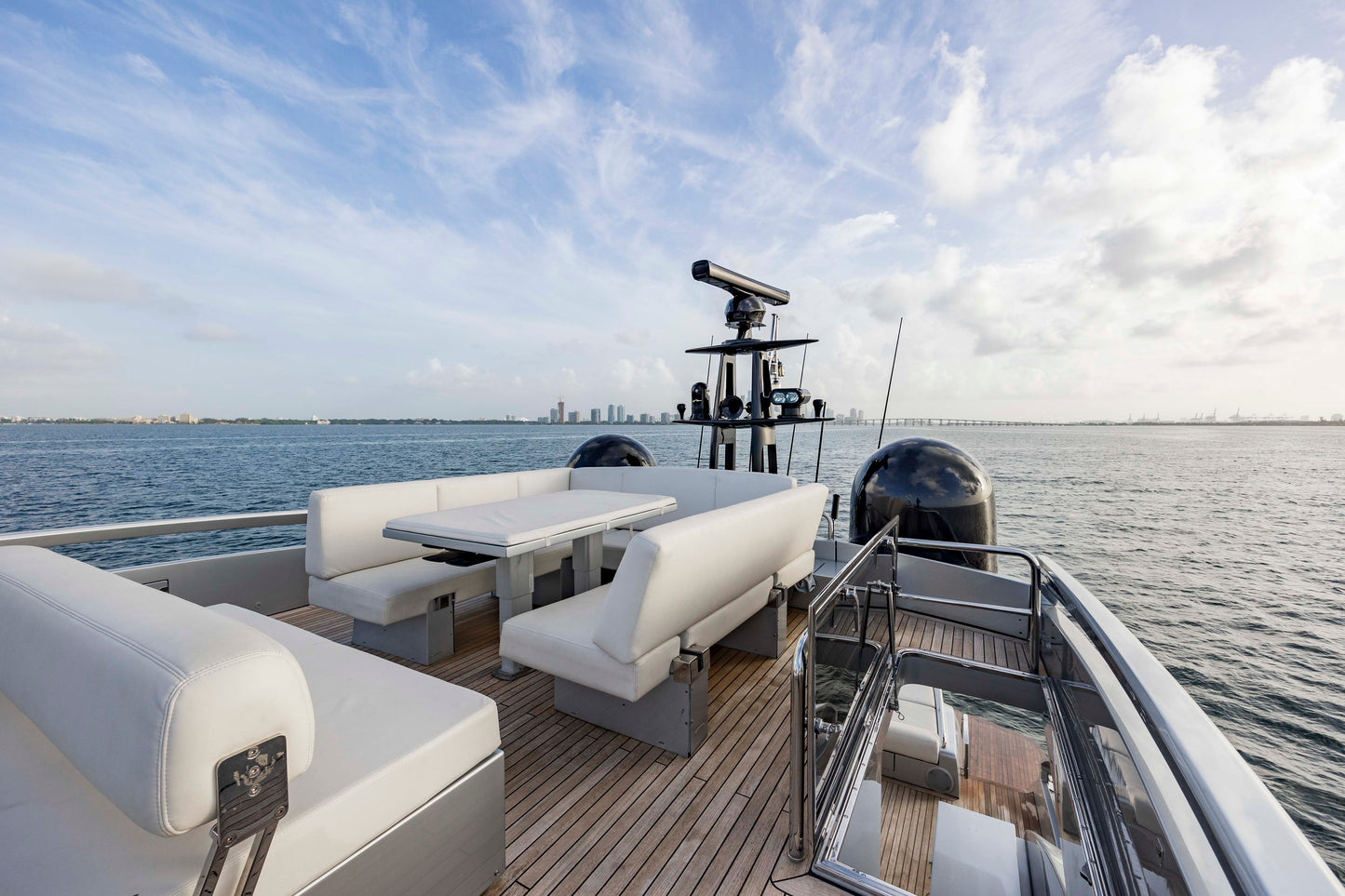 Pershing 92' Yacht