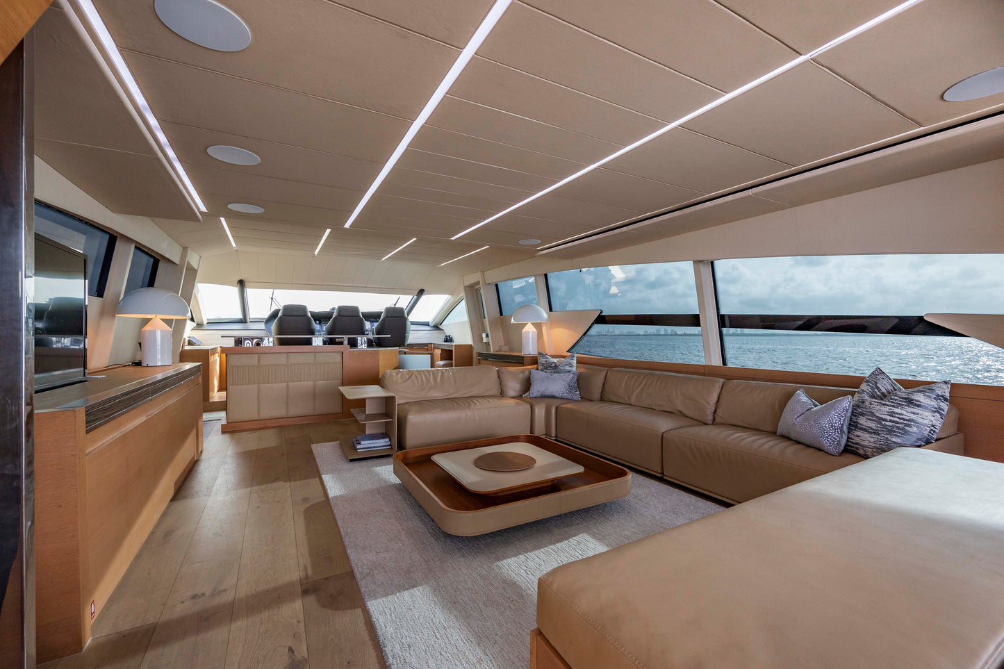 Pershing 92' Yacht