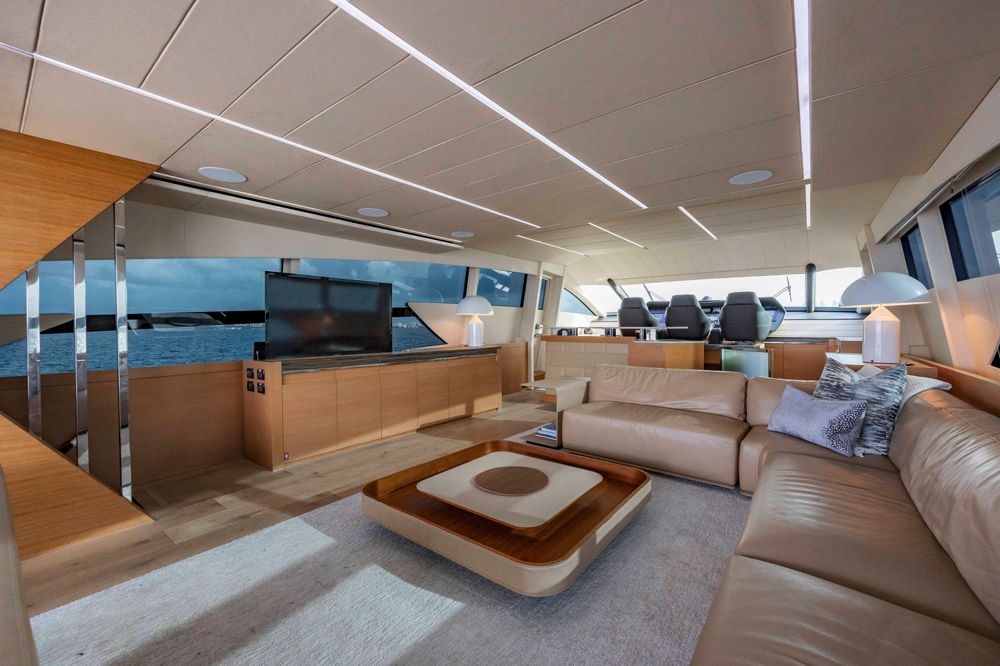 Pershing 92' Yacht