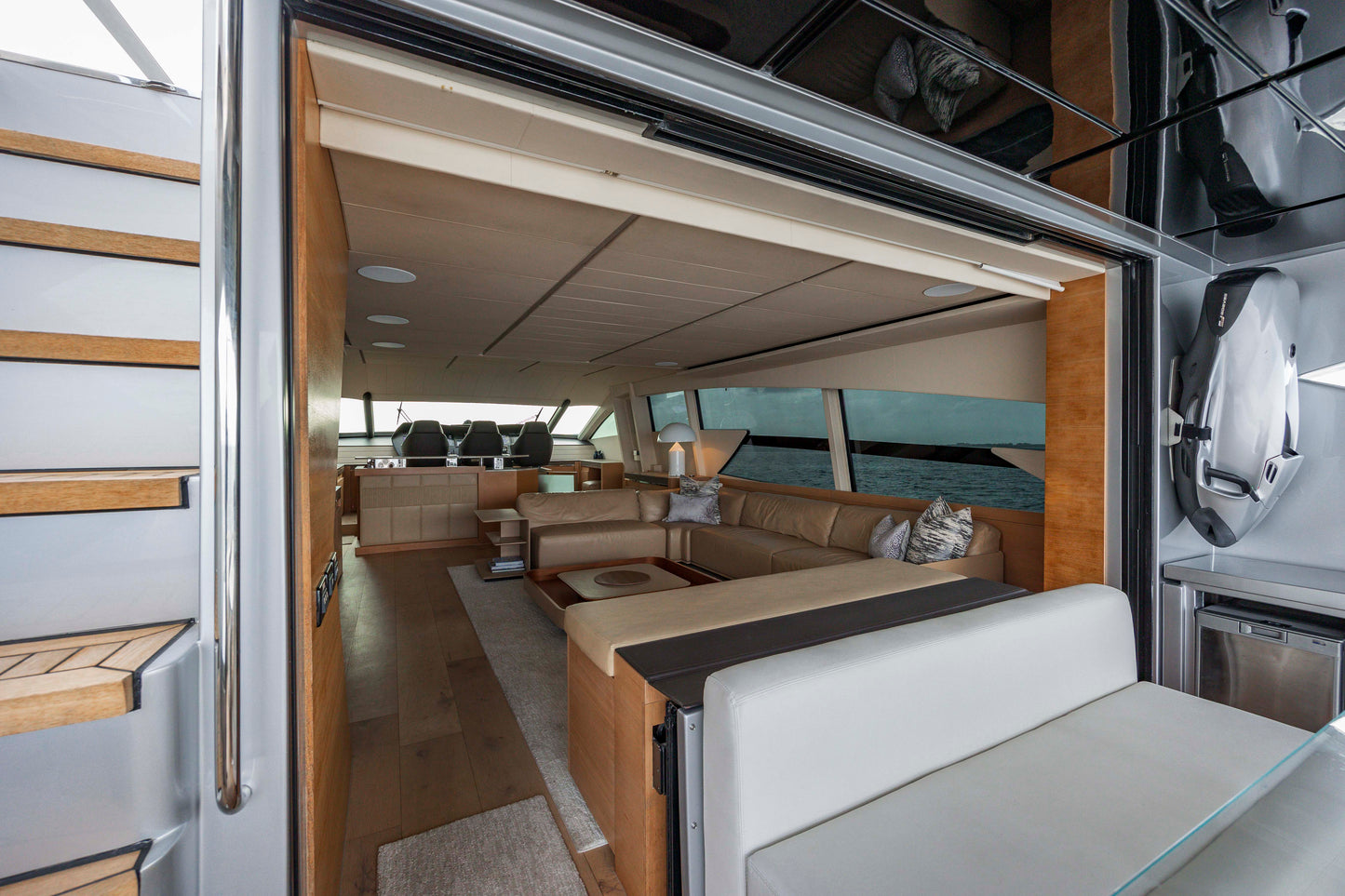 Pershing 92' Yacht