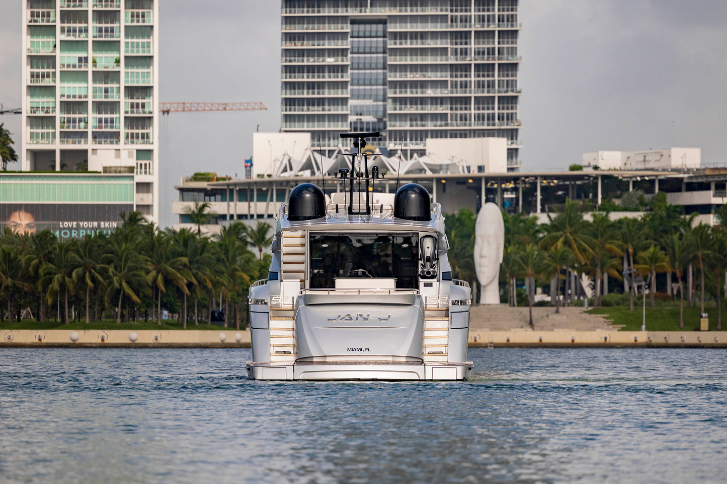 Pershing 92' Yacht
