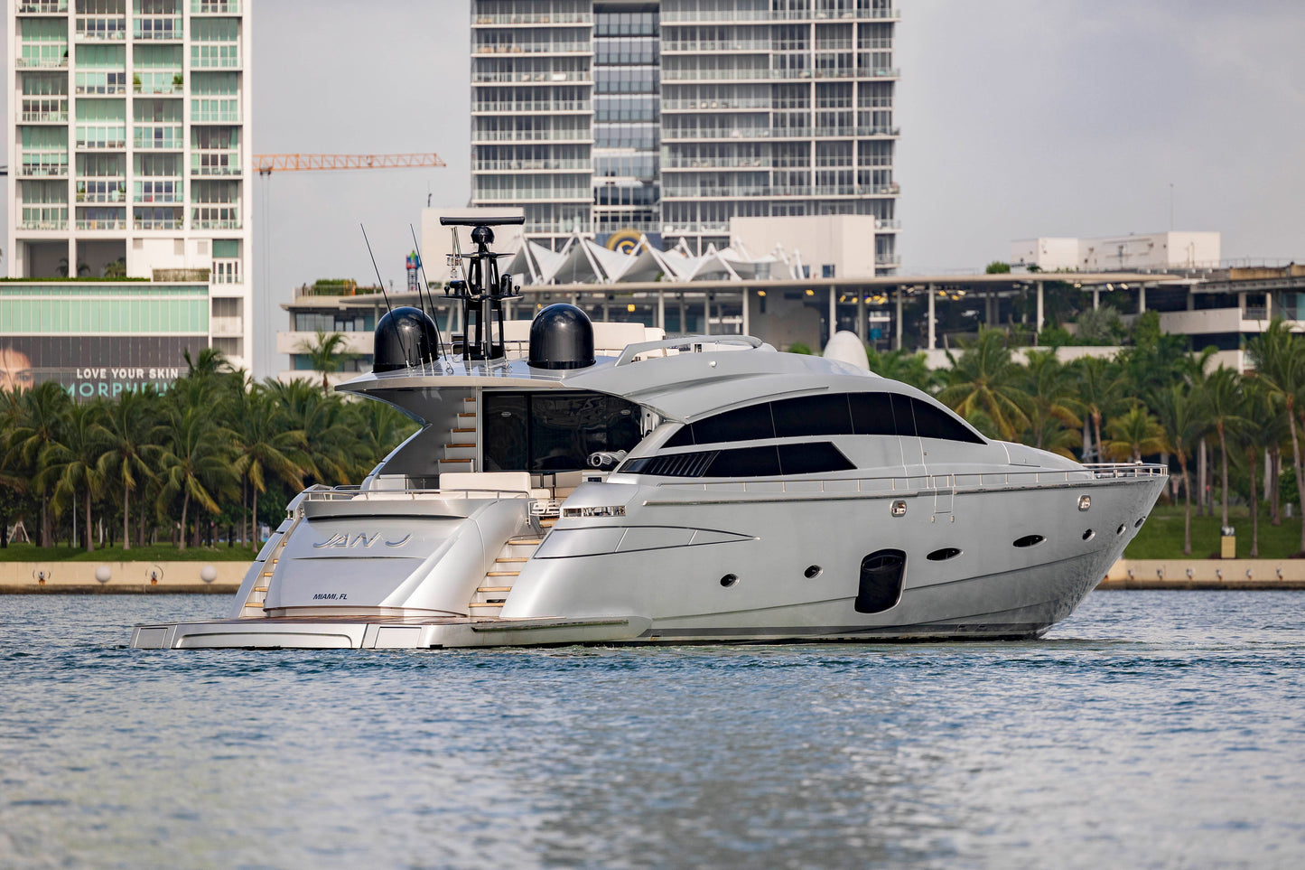 Pershing 92' Yacht