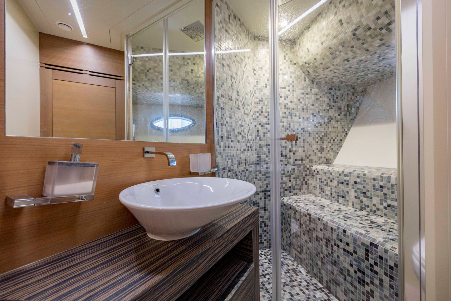 Pershing 92' Yacht