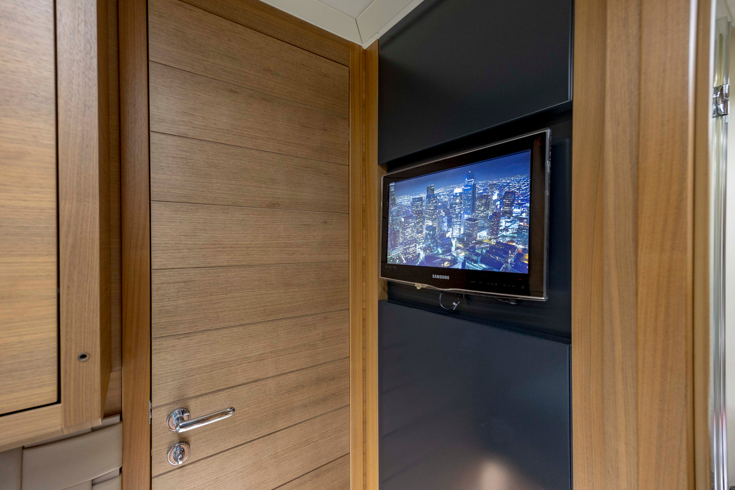 Pershing 92' Yacht