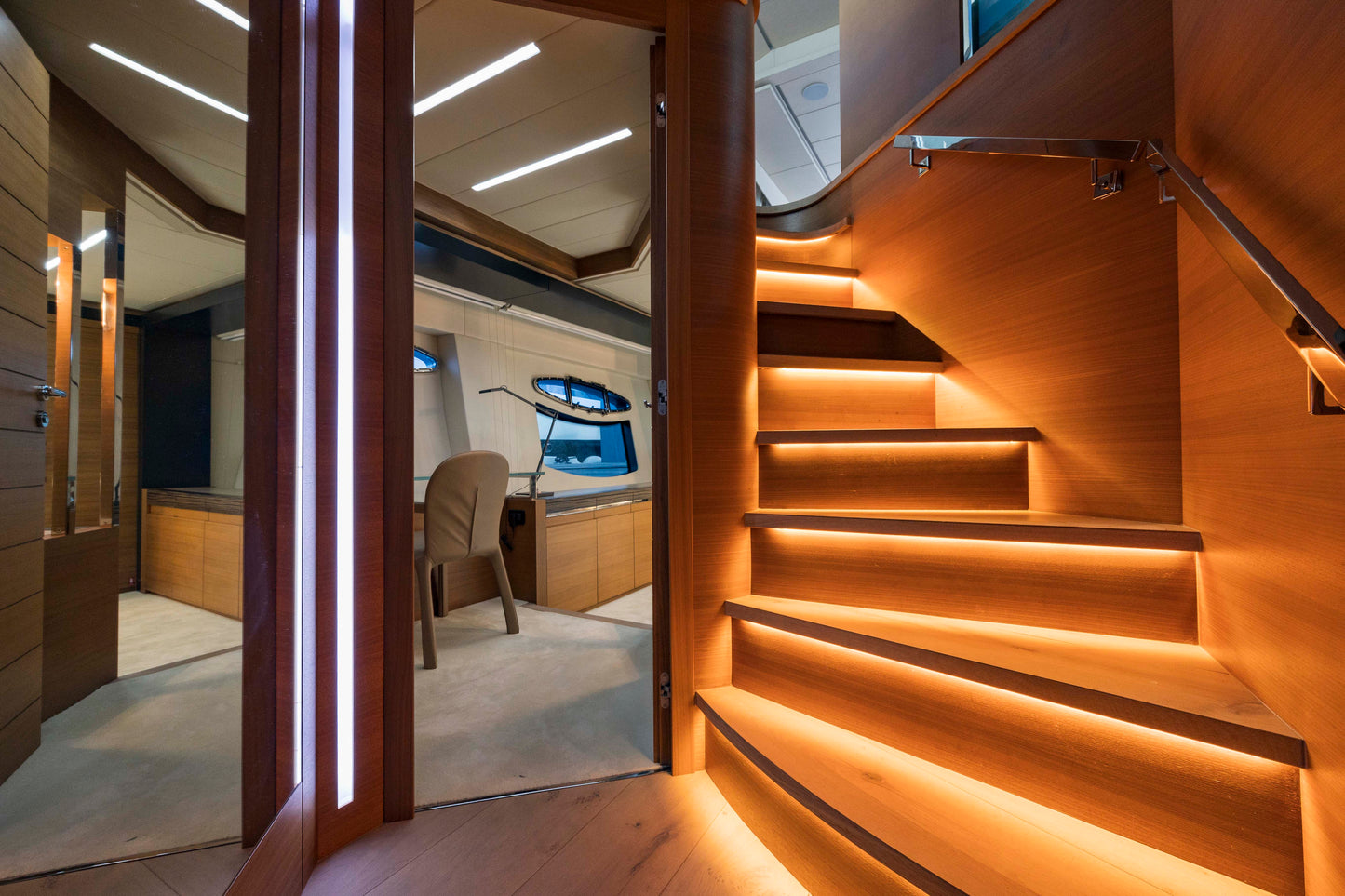 Pershing 92' Yacht