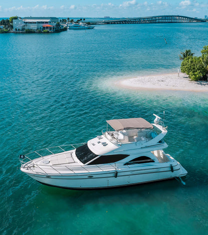 Maxum 50' Yacht