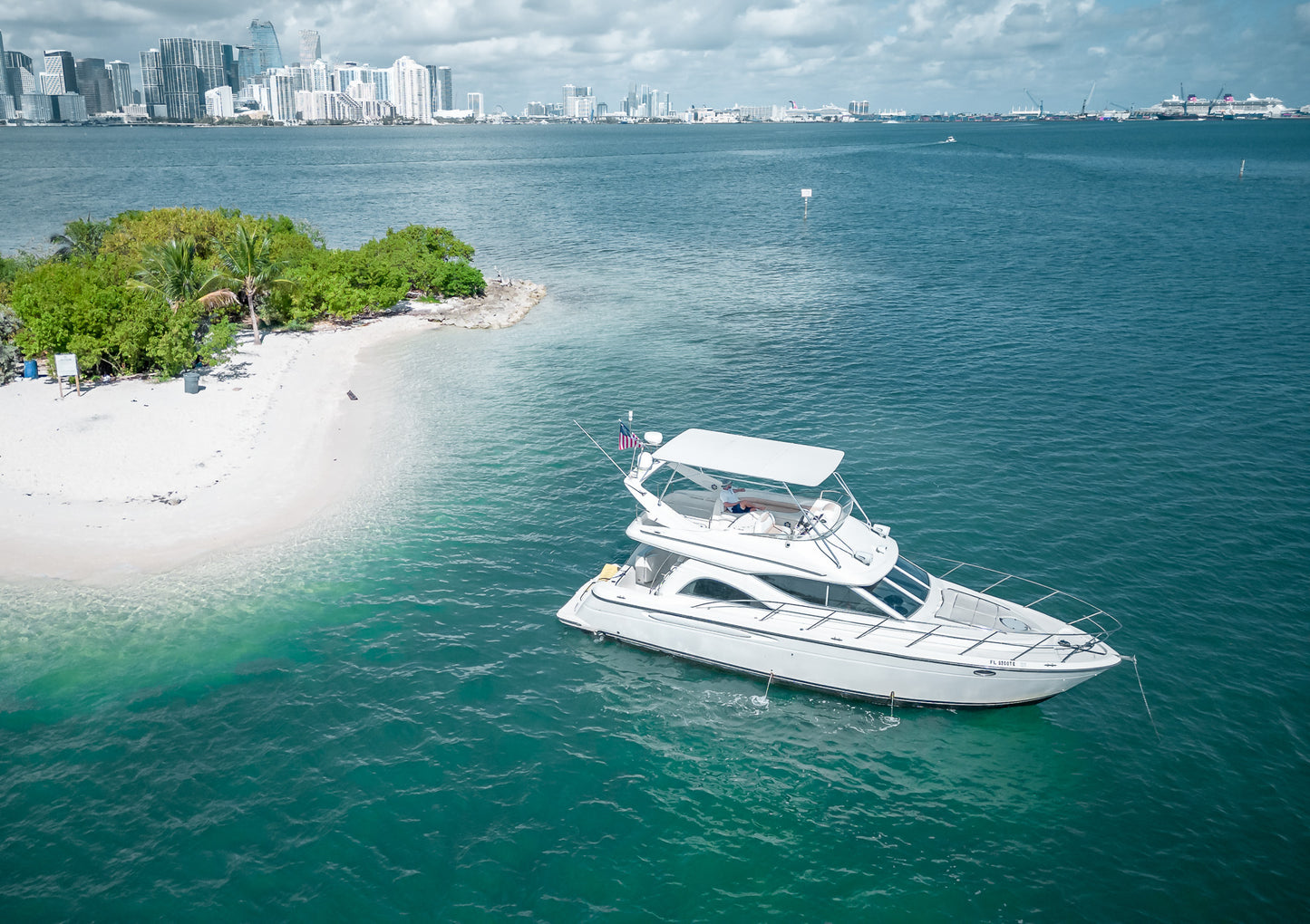 Maxum 45' Yacht