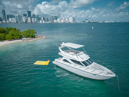 Maxum 45' Yacht