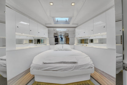 Vandutch 55' Yacht