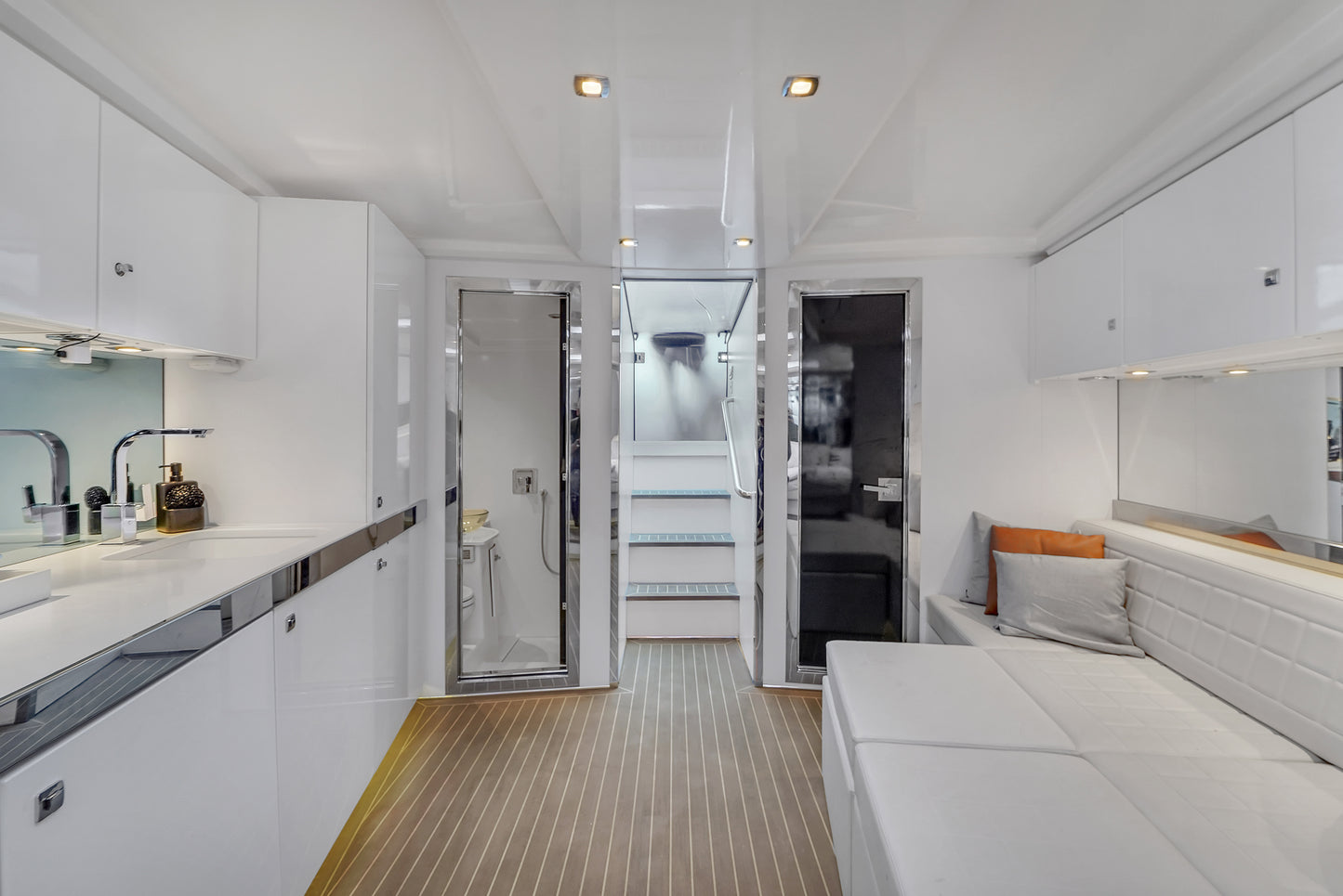 Vandutch 55' Yacht