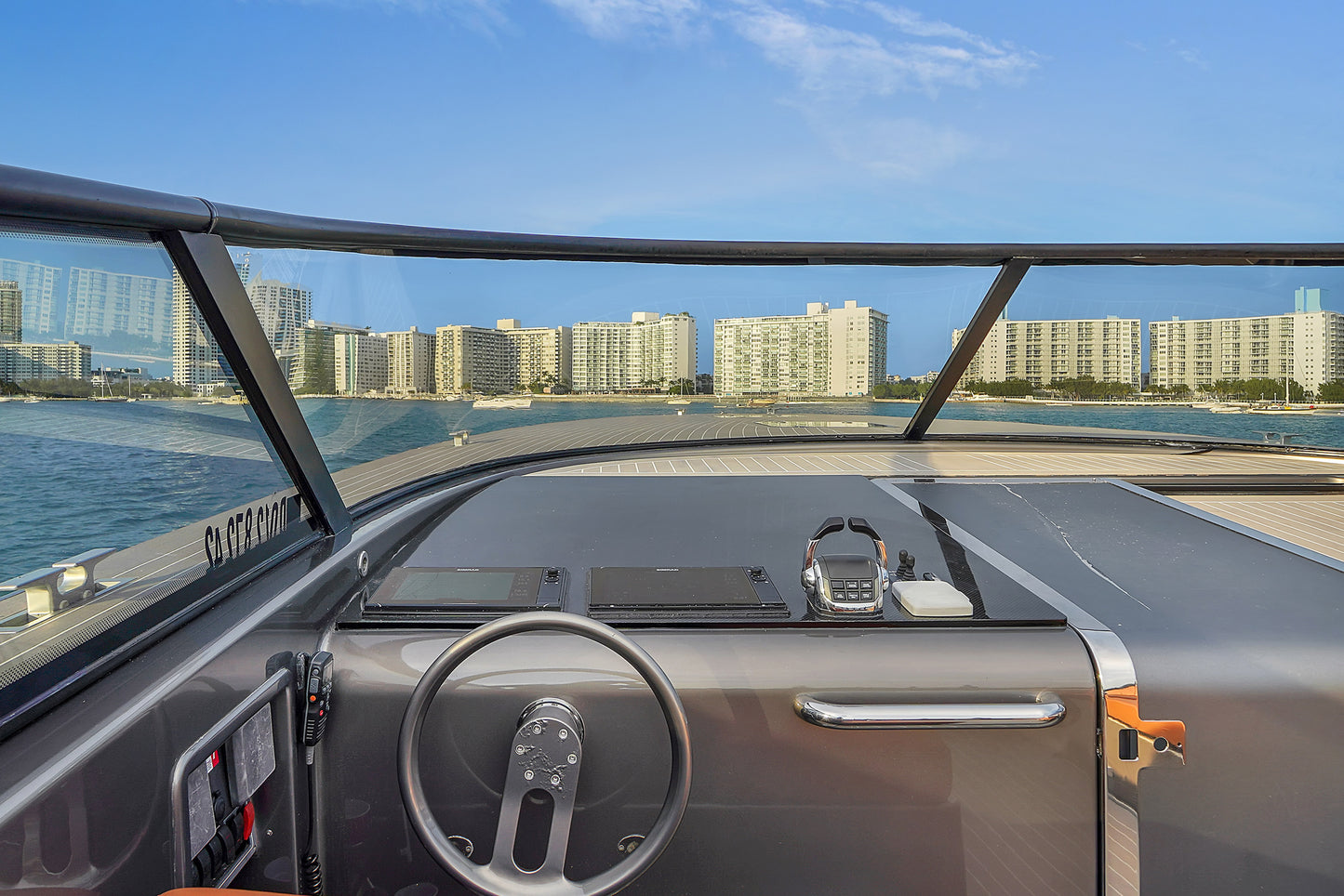 Vandutch 55' Yacht