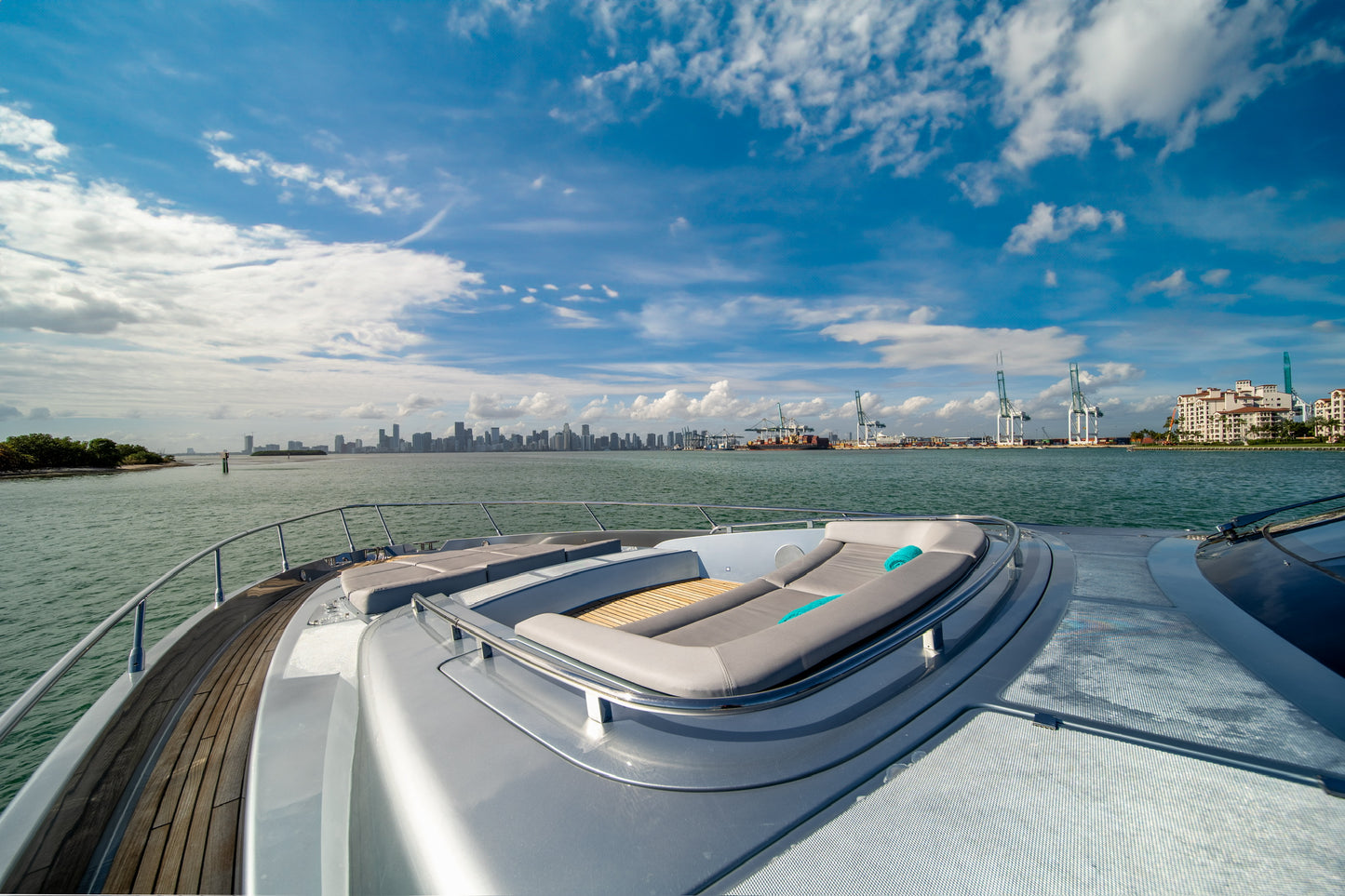 Riva 76' Yacht