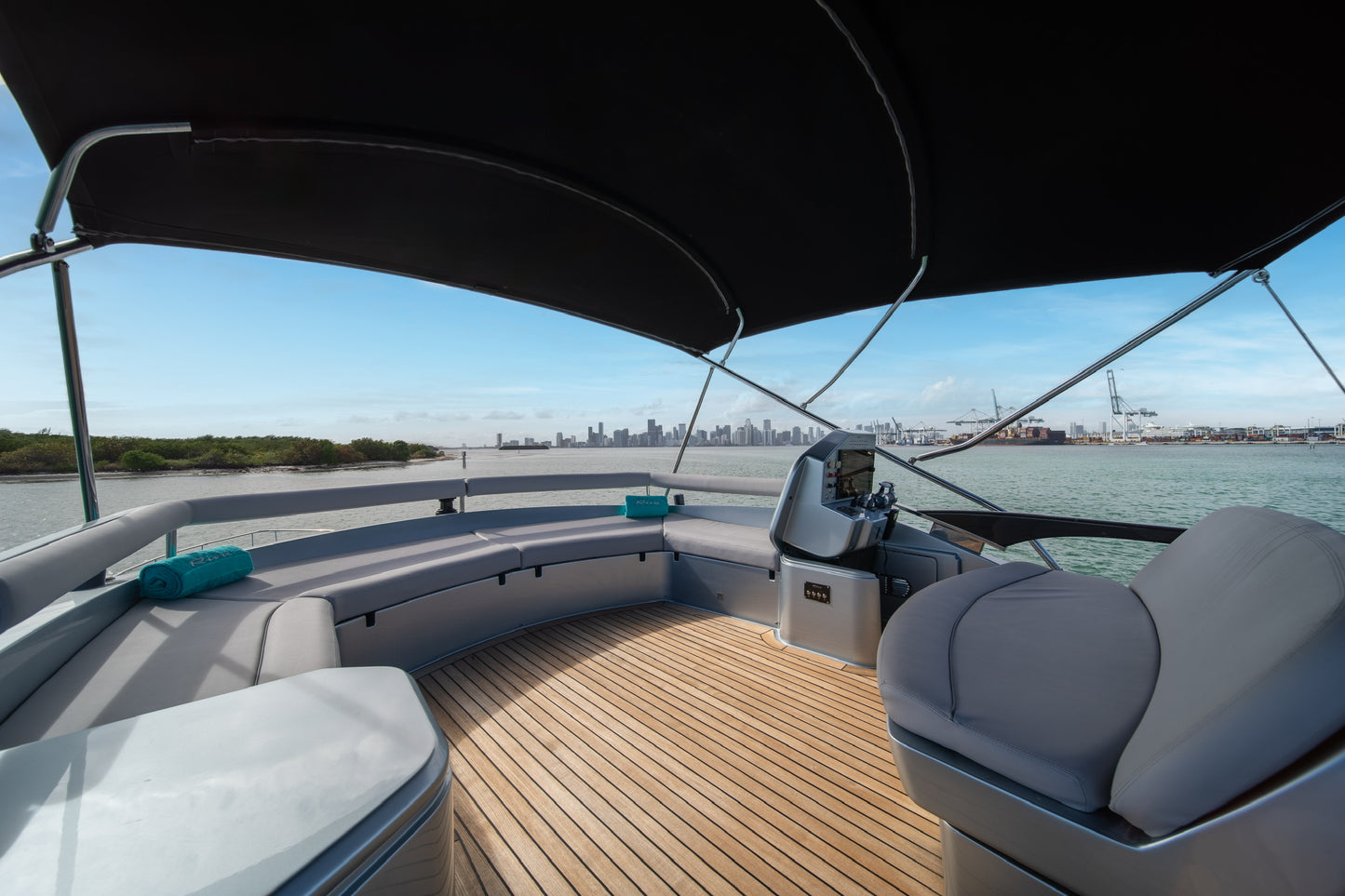 Riva 76' Yacht