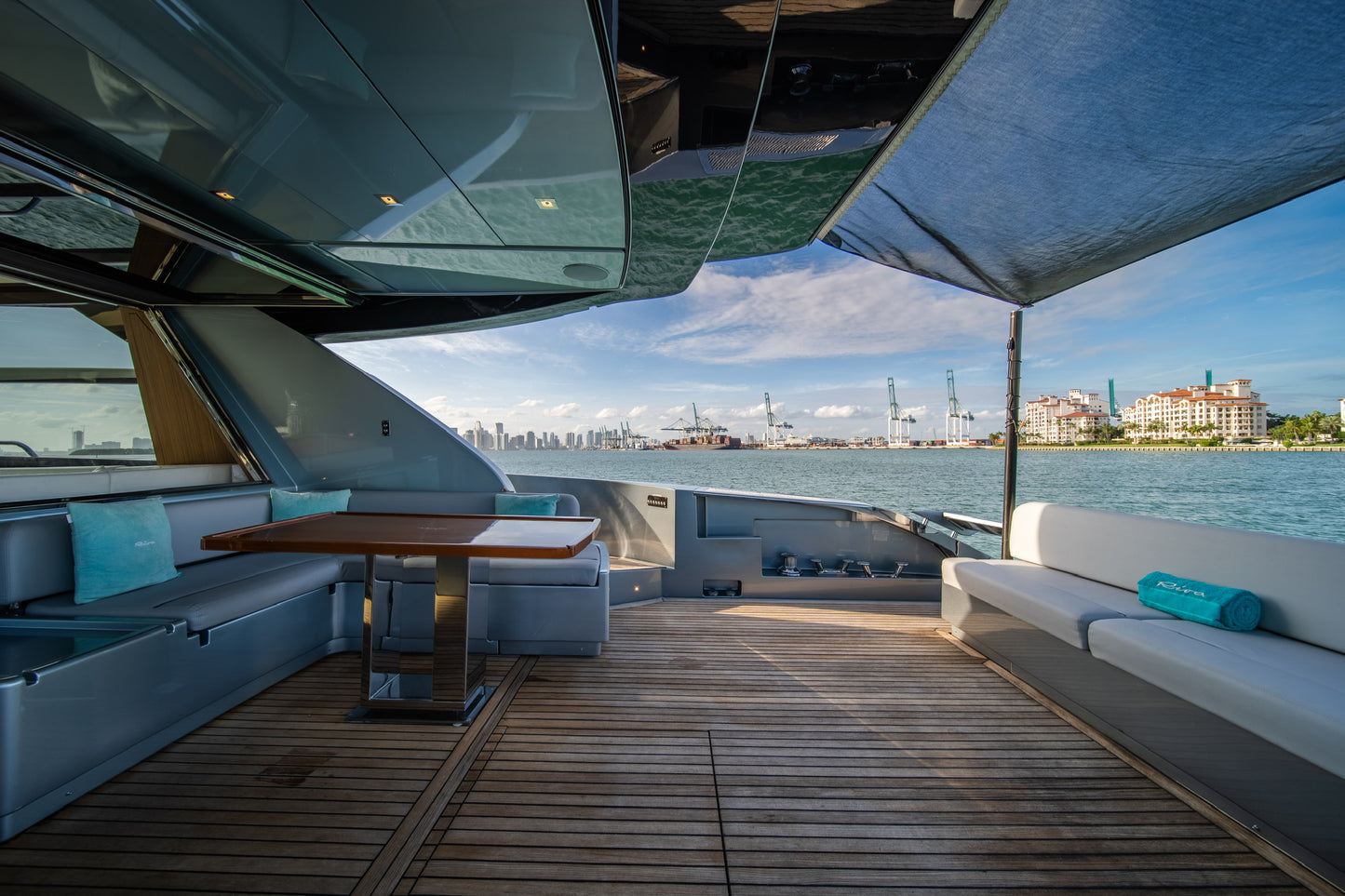 Riva 76' Yacht