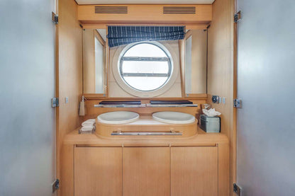 Yate Aicon 75'