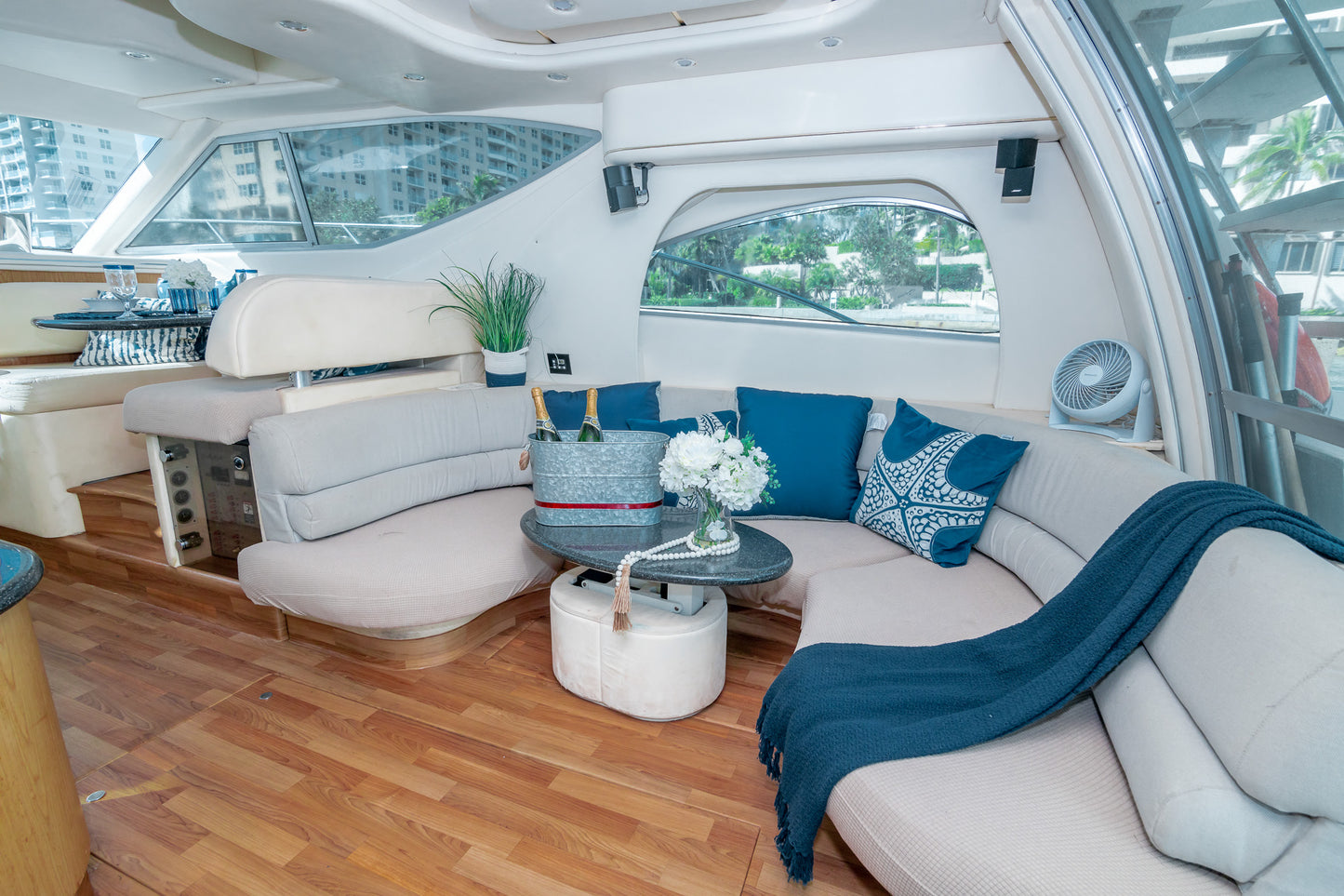 Maxum 45' Yacht