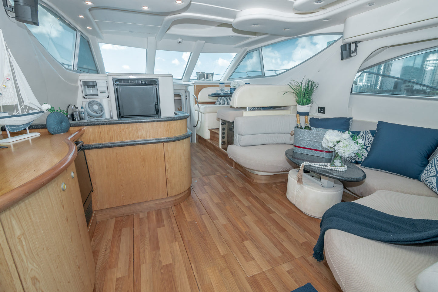 Maxum 45' Yacht