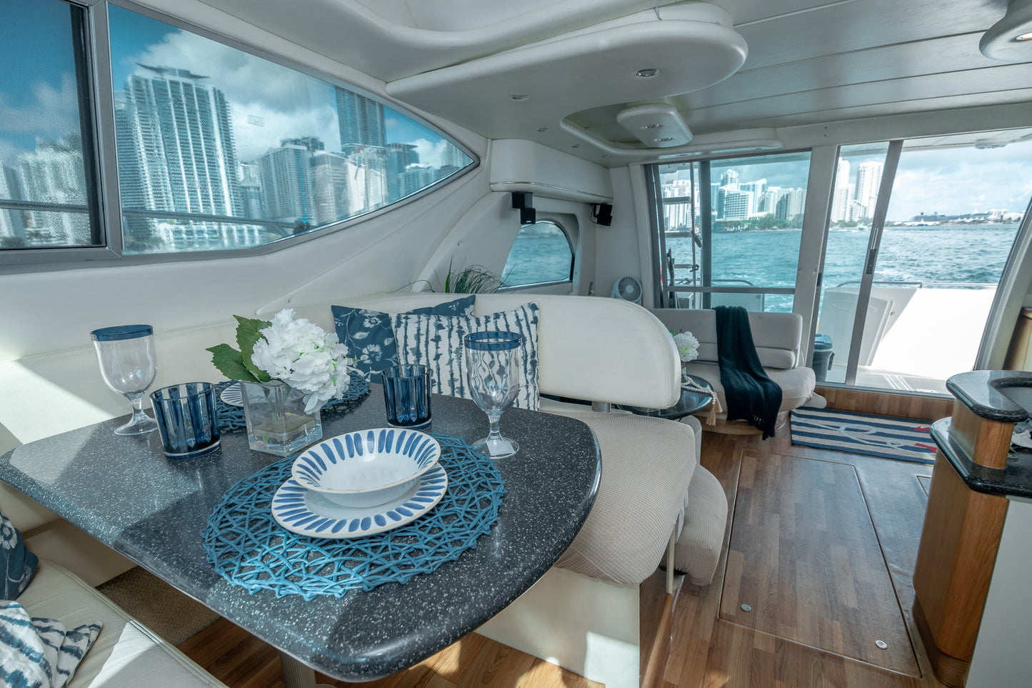 Maxum 45' Yacht