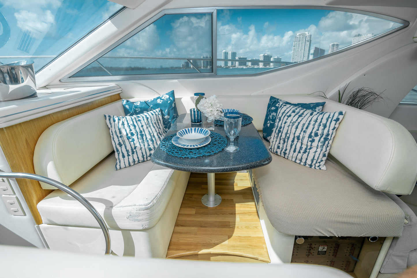 Maxum 45' Yacht