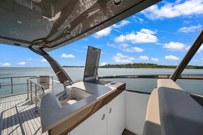 Marquis 66' Yacht