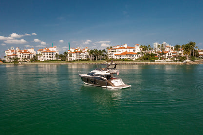 Marquis 66' Yacht