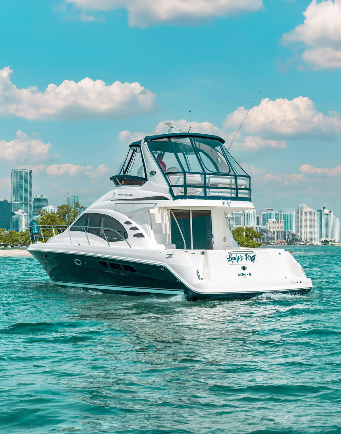 Sea Ray 50' Yacht