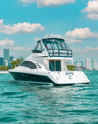 Sea Ray 50' Yacht
