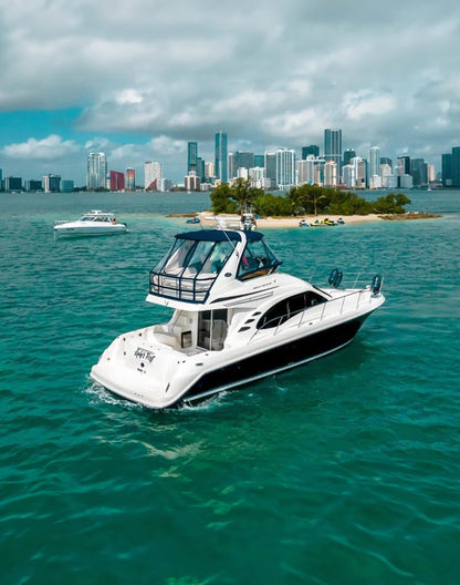 Sea Ray 50' Yacht