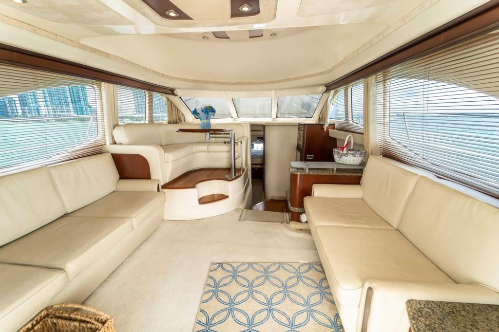 Sea Ray 50' Yacht